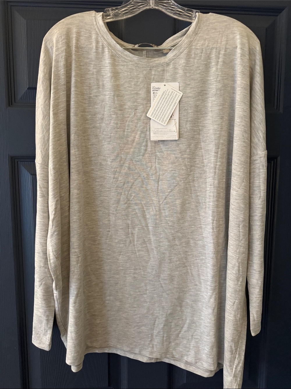 Athleta Heathered Light Gray Long Sleeve Crew Tee